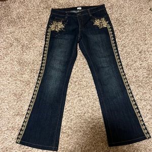 Cache Jeans Size 8 with embroidery.